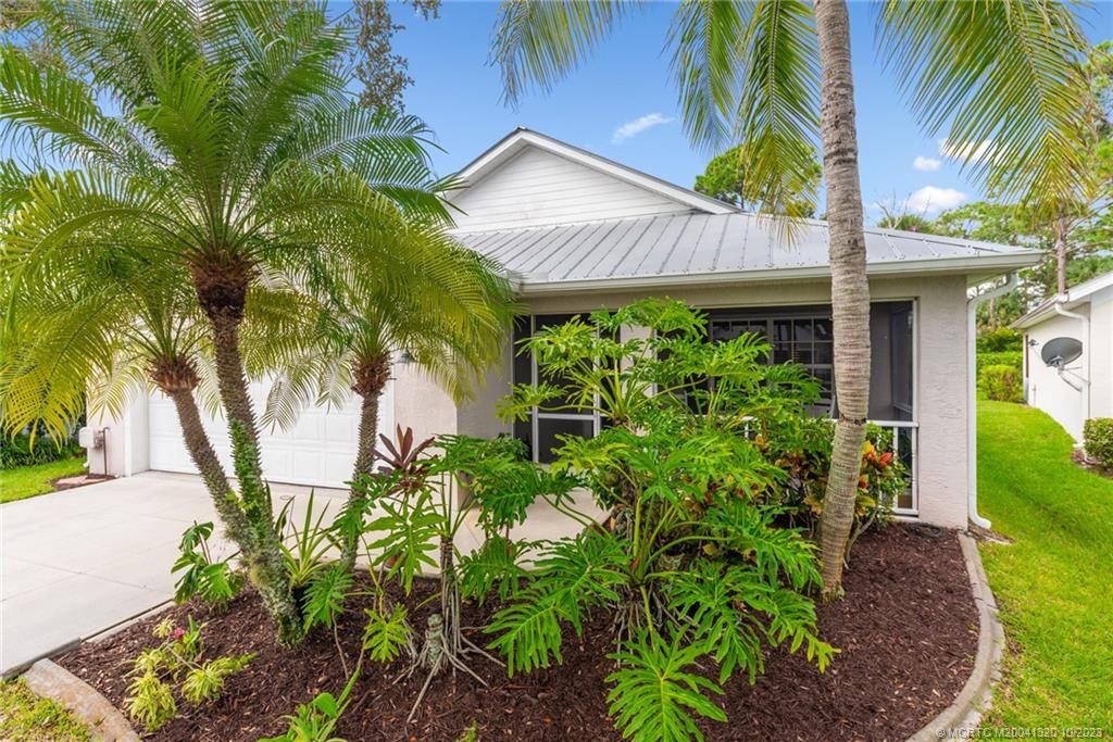 Photo of 2306 SW Estella Terrace, Palm City, FL 34990 (MLS # M20041320)