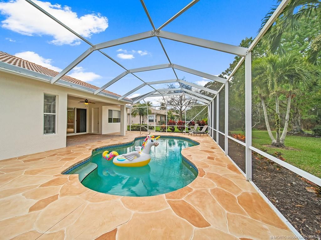 Photo of 2775 SW Bear Paw Trail, Palm City, FL 34990 (MLS # M20043345)