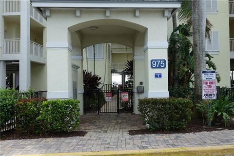Condo For Rent - 975 NW Flagler Avenue #306<br/> Stuart, FL 34994