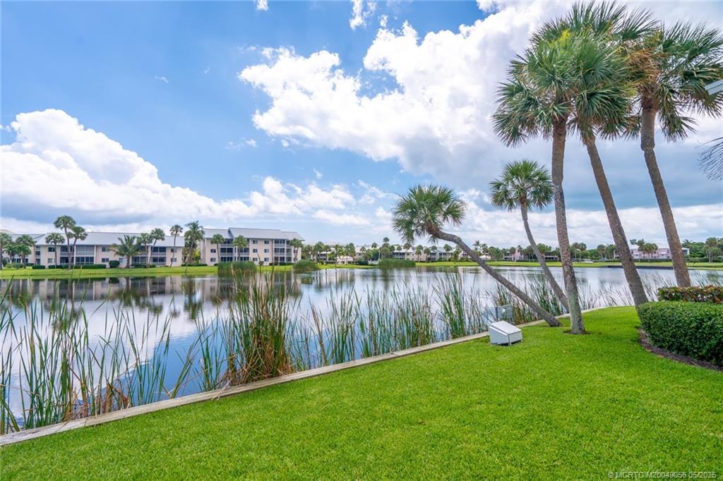 Stuart, Florida 34996, United States, 2 Bedrooms Bedrooms, ,2 BathroomsBathrooms,Residential,Active,77579