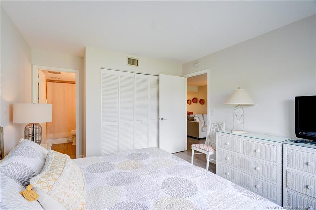 Stuart, Florida 34996, United States, 2 Bedrooms Bedrooms, ,2 BathroomsBathrooms,Residential,Active,77579