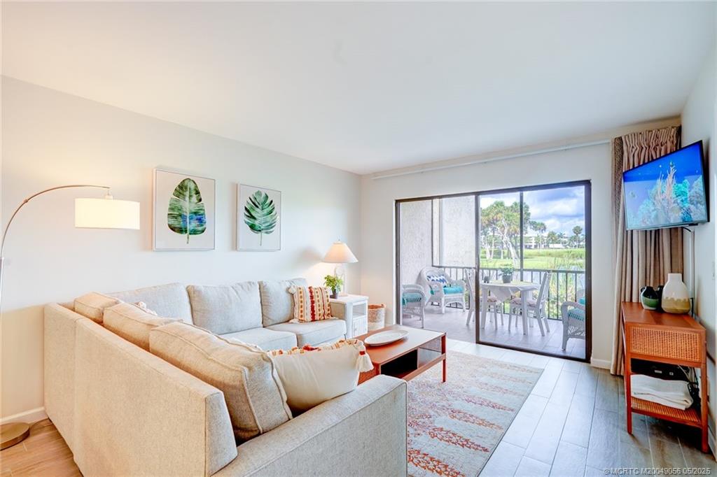 Stuart, Florida 34996, United States, 2 Bedrooms Bedrooms, ,2 BathroomsBathrooms,Residential,Active,77579