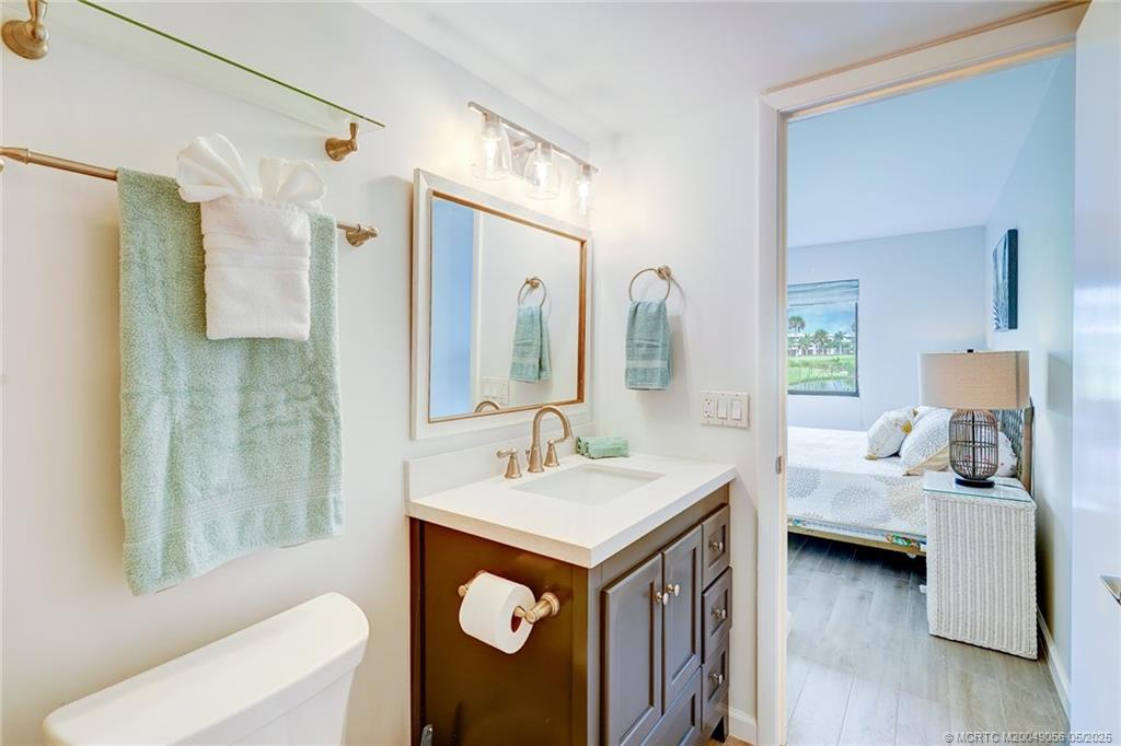 Stuart, Florida 34996, United States, 2 Bedrooms Bedrooms, ,2 BathroomsBathrooms,Residential,Active,77579