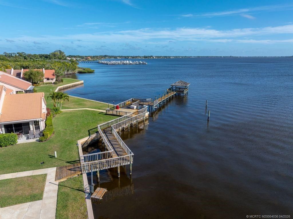 Photo of 3307 SE Sandpiper Circle, Port Saint Lucie, FL 34952 (MLS # M20054036)