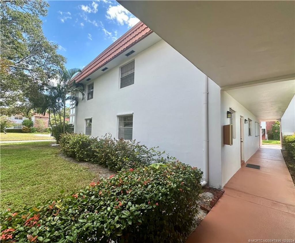 Photo of 2600 SE Ocean Boulevard #O2, Stuart, FL 34996 (MLS # M20047895)