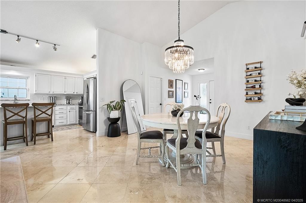 227 Moccasin Trail W