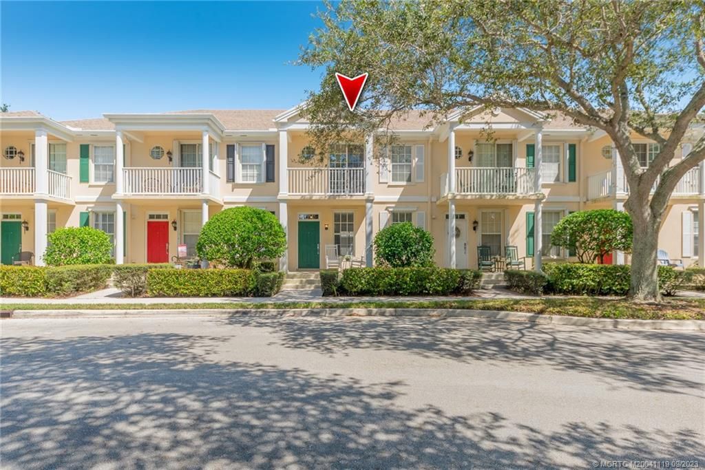 Photo of 169 Waterford Drive, Jupiter, FL 33458 (MLS # M20041119)