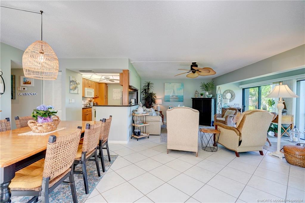 Stuart, Florida 34996, United States, 2 Bedrooms Bedrooms, ,2 BathroomsBathrooms,Residential,Active,60839