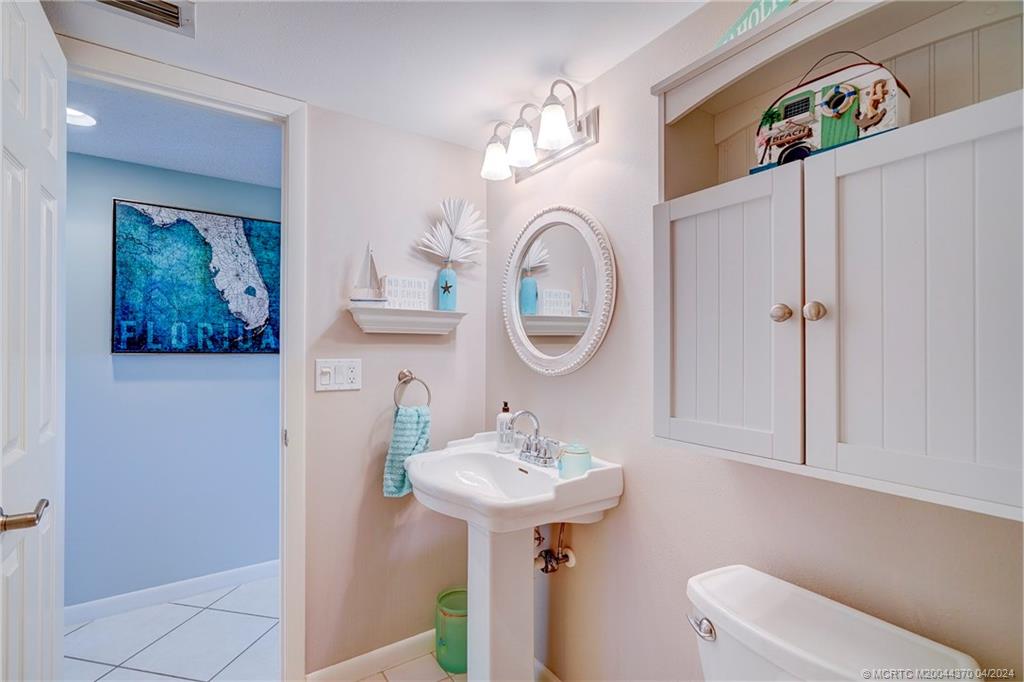 Stuart, Florida 34996, United States, 2 Bedrooms Bedrooms, ,2 BathroomsBathrooms,Residential,Active,60839