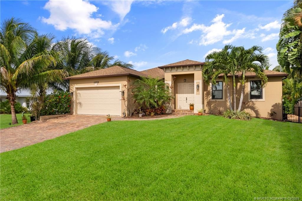 Photo of 1252 SW Seahawk Way, Palm City, FL 34990 (MLS # M20049515)