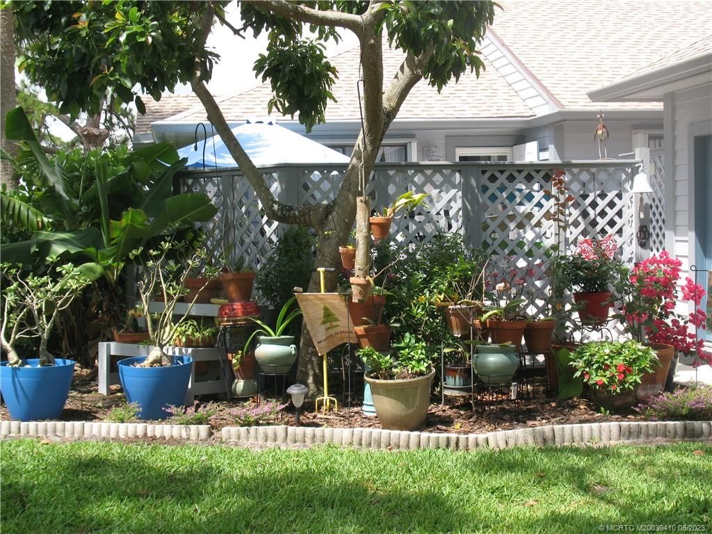 Photo of 6196 SE Georgetown Place, Hobe Sound, FL 33455 (MLS # M20039410)