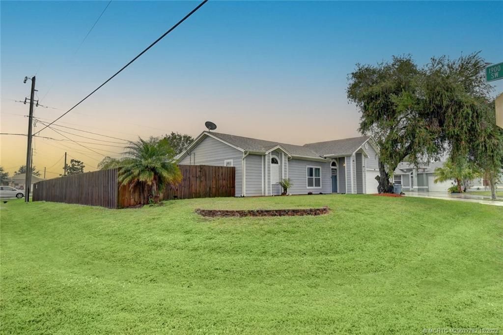 Photo of 1102 SW Gardena Avenue, Port Saint Lucie, FL 34953 (MLS # M20037282)