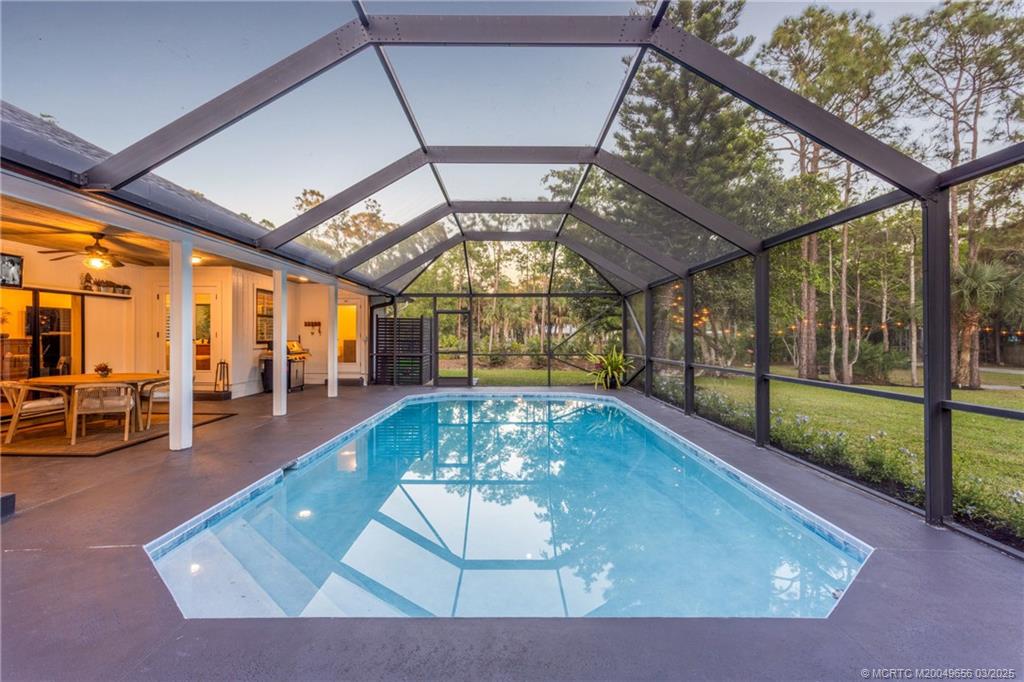 9544 Mockingbird Trail