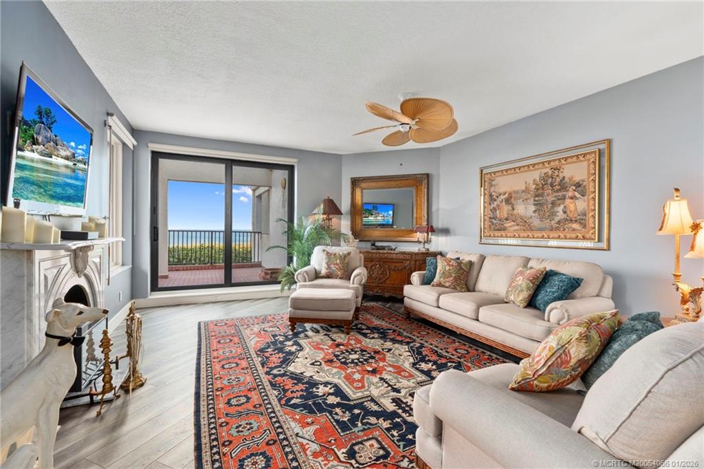 4751 NE Ocean Boulevard 10