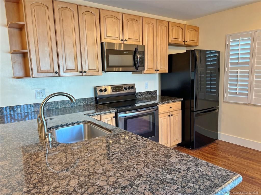 Photo of 2902 SW Lakemont Place, Palm City, FL 34990 (MLS # M20053302)