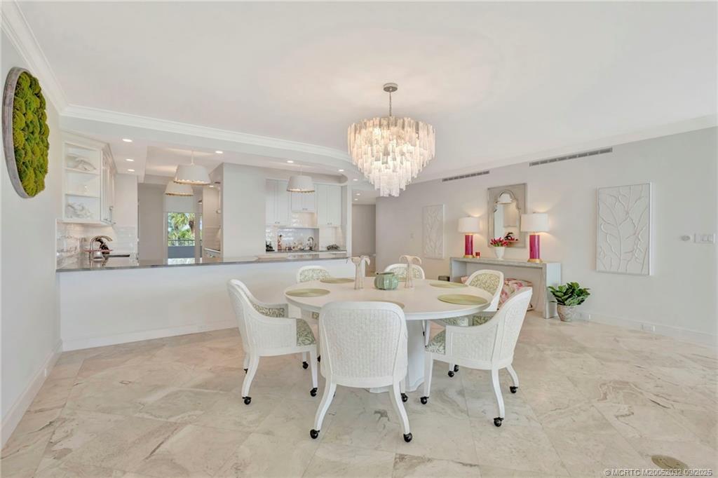 Stuart, Florida 34996, United States, 3 Bedrooms Bedrooms, ,3 BathroomsBathrooms,Residential,Active,203705