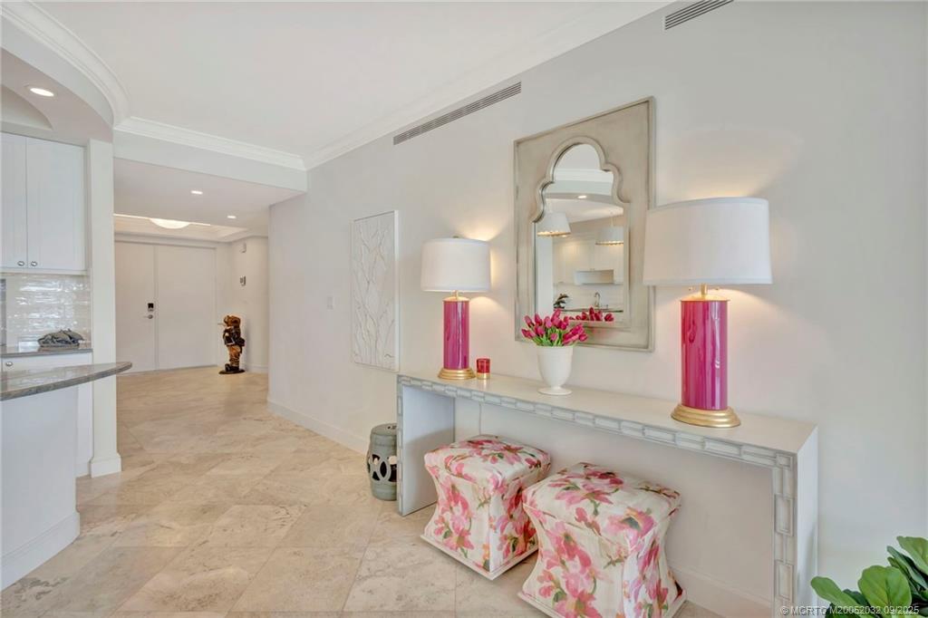 Stuart, Florida 34996, United States, 3 Bedrooms Bedrooms, ,3 BathroomsBathrooms,Residential,Active,203705