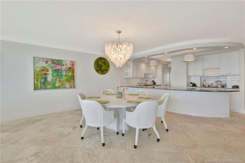 Stuart, Florida 34996, United States, 3 Bedrooms Bedrooms, ,3 BathroomsBathrooms,Residential,Active,203705