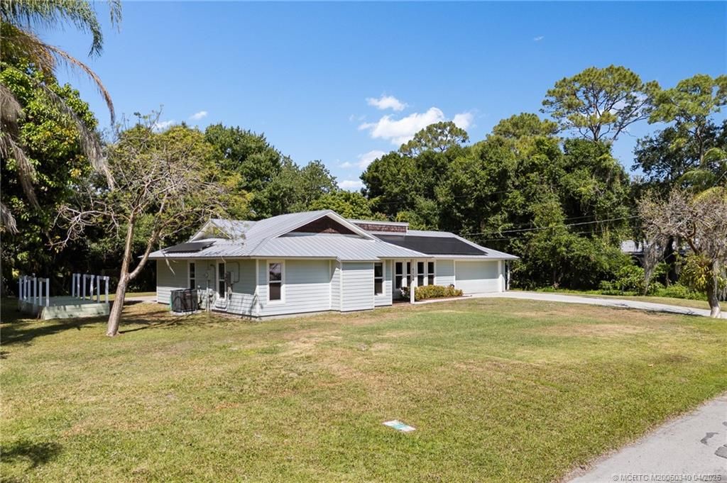 Photo of 6754 SW Cinnamon Court, Stuart, FL 34997 (MLS # M20050340)