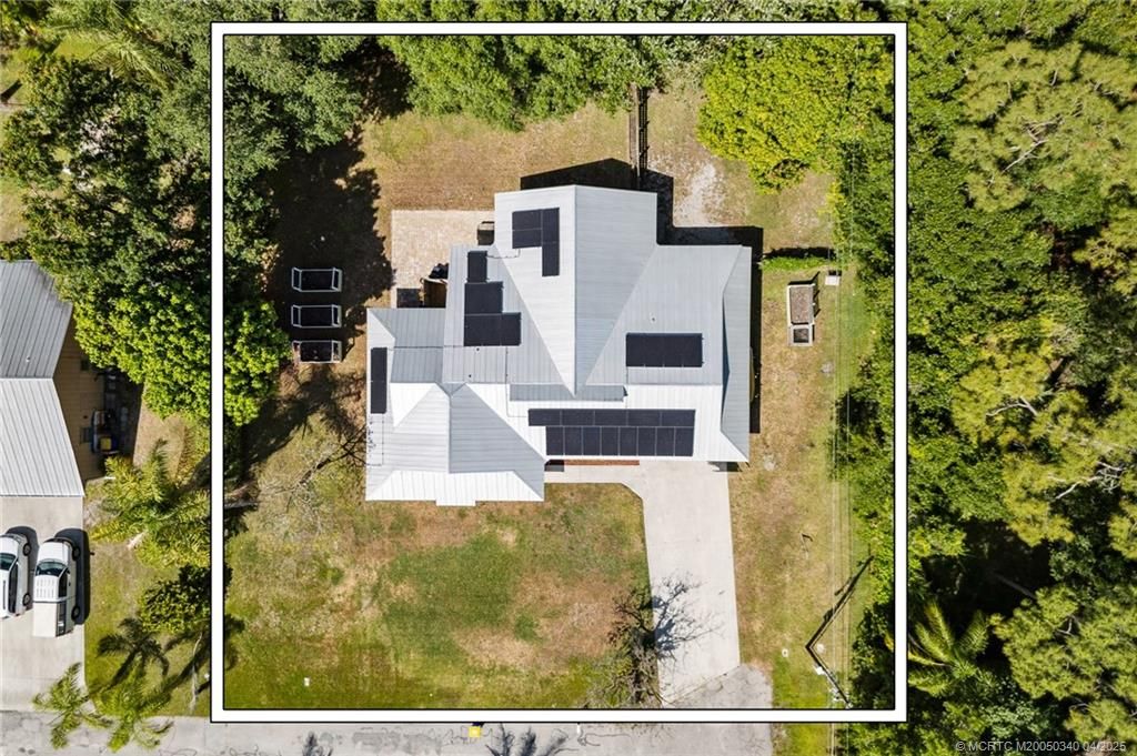 Photo of 6754 SW Cinnamon Court, Stuart, FL 34997 (MLS # M20050340)