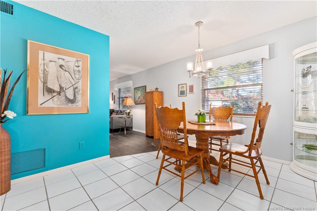 Stuart, Florida 34996, United States, 2 Bedrooms Bedrooms, ,2 BathroomsBathrooms,Residential,Active,30441