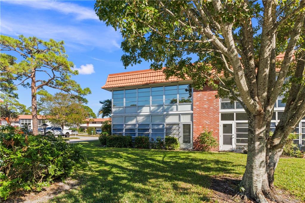 Stuart, Florida 34996, United States, 2 Bedrooms Bedrooms, ,2 BathroomsBathrooms,Residential,Active,30441