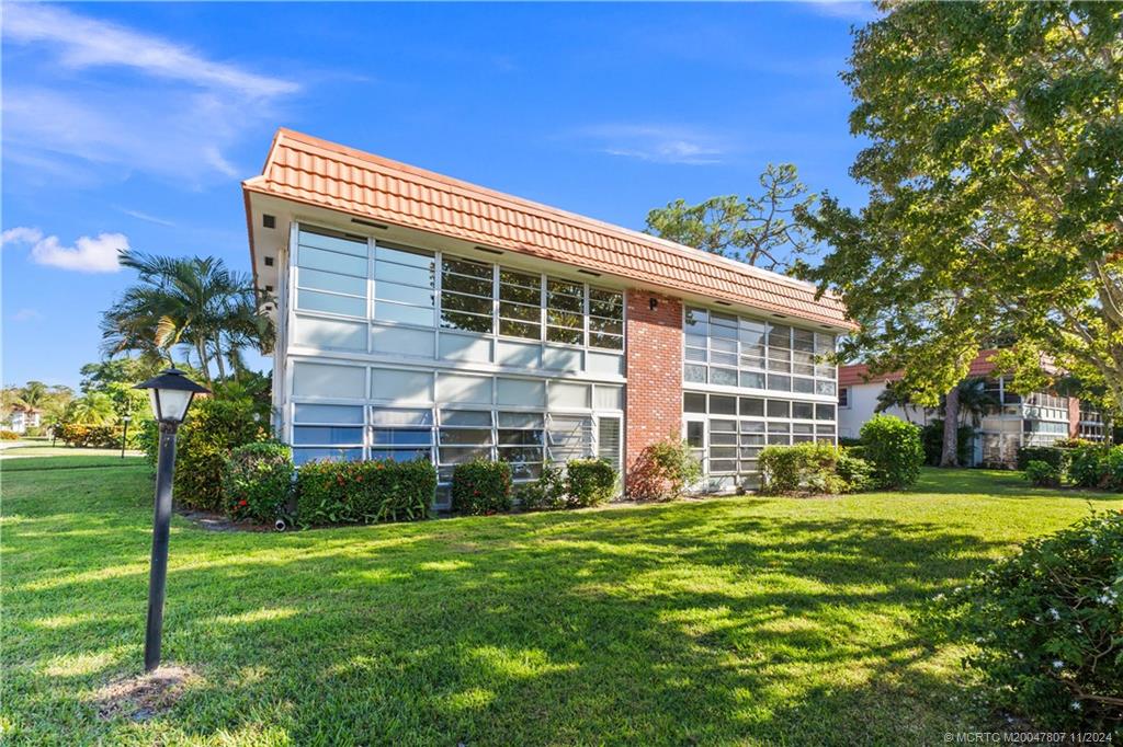 Stuart, Florida 34996, United States, 2 Bedrooms Bedrooms, ,2 BathroomsBathrooms,Residential,Active,30441