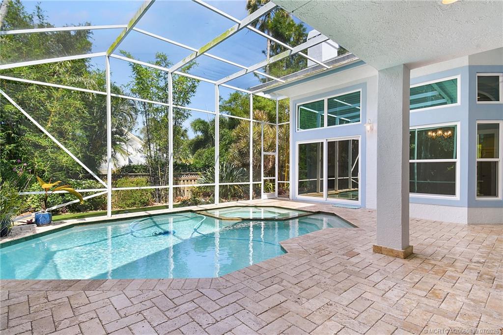 Stuart, Florida 34996, United States, 3 Bedrooms Bedrooms, ,3 BathroomsBathrooms,Residential,Active,140694