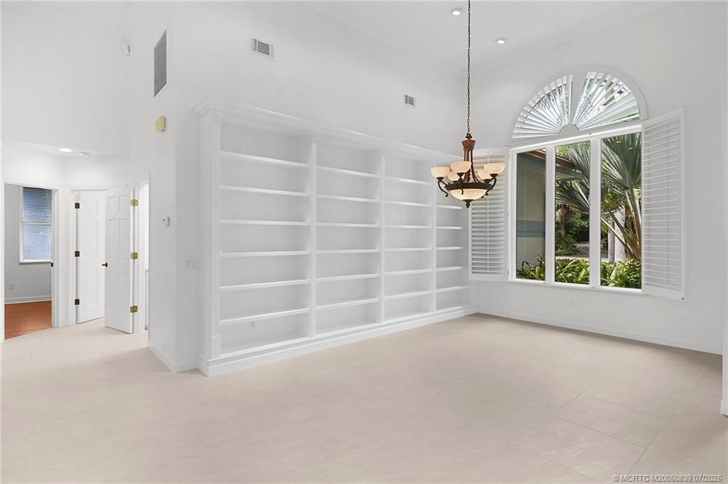 Stuart, Florida 34996, United States, 3 Bedrooms Bedrooms, ,3 BathroomsBathrooms,Residential,Active,140694