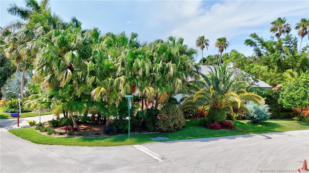 Stuart, Florida 34996, United States, 3 Bedrooms Bedrooms, ,3 BathroomsBathrooms,Residential,Active,140694