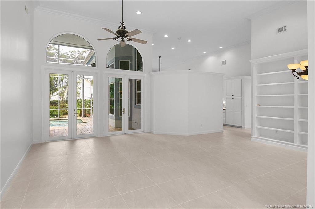 Stuart, Florida 34996, United States, 3 Bedrooms Bedrooms, ,3 BathroomsBathrooms,Residential,Active,140694