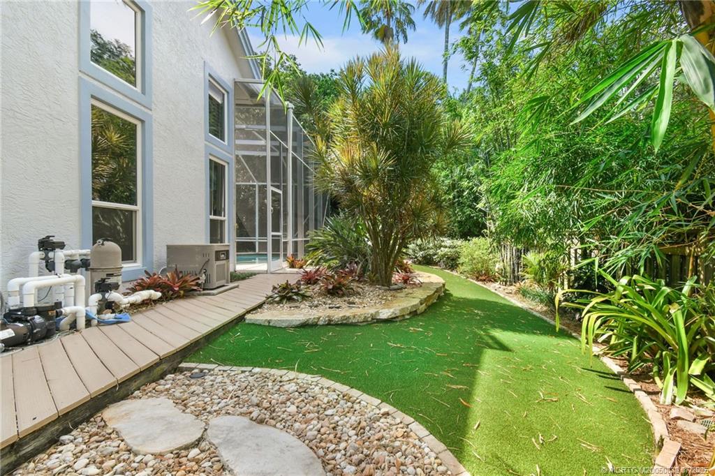 Stuart, Florida 34996, United States, 3 Bedrooms Bedrooms, ,3 BathroomsBathrooms,Residential,Active,140694