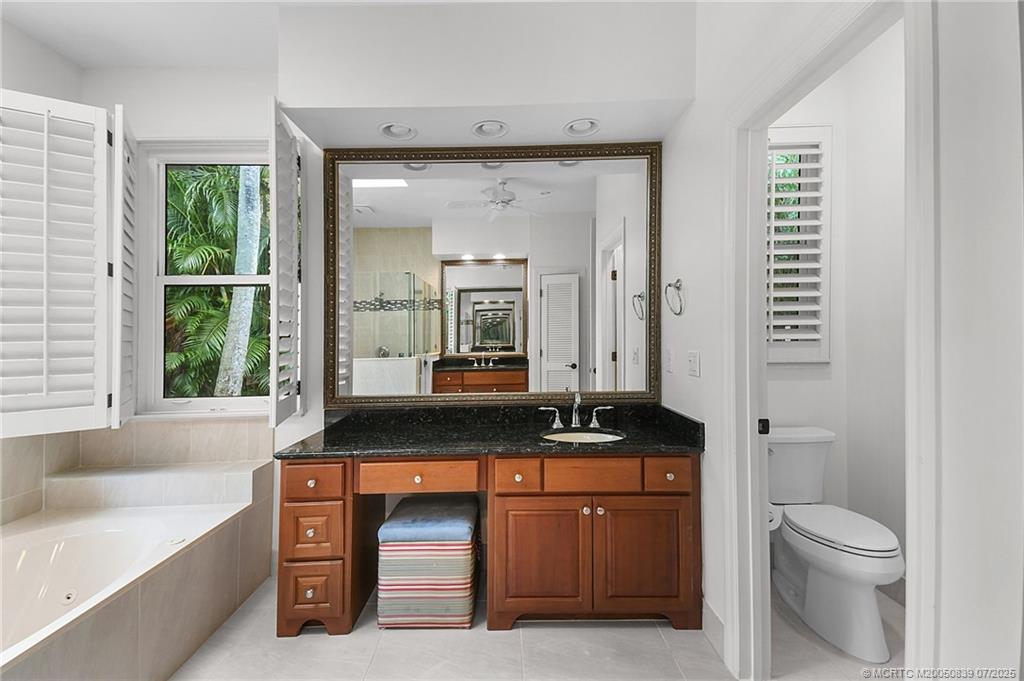 Stuart, Florida 34996, United States, 3 Bedrooms Bedrooms, ,3 BathroomsBathrooms,Residential,Active,140694