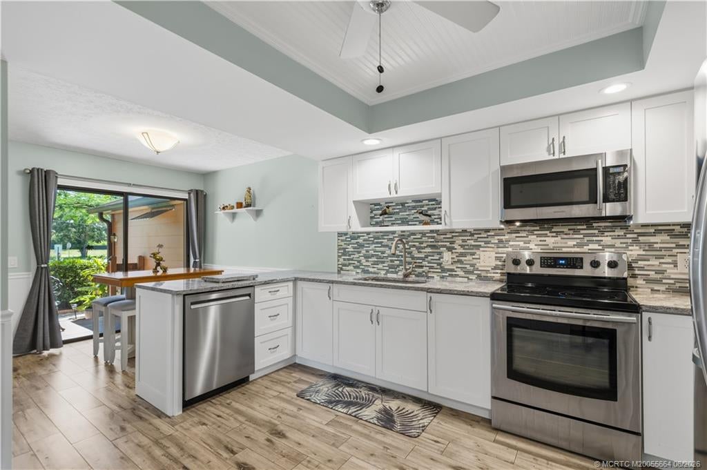 Photo of 102 SE Crestwood Circle, Stuart, FL 34997 (MLS # M20055664)