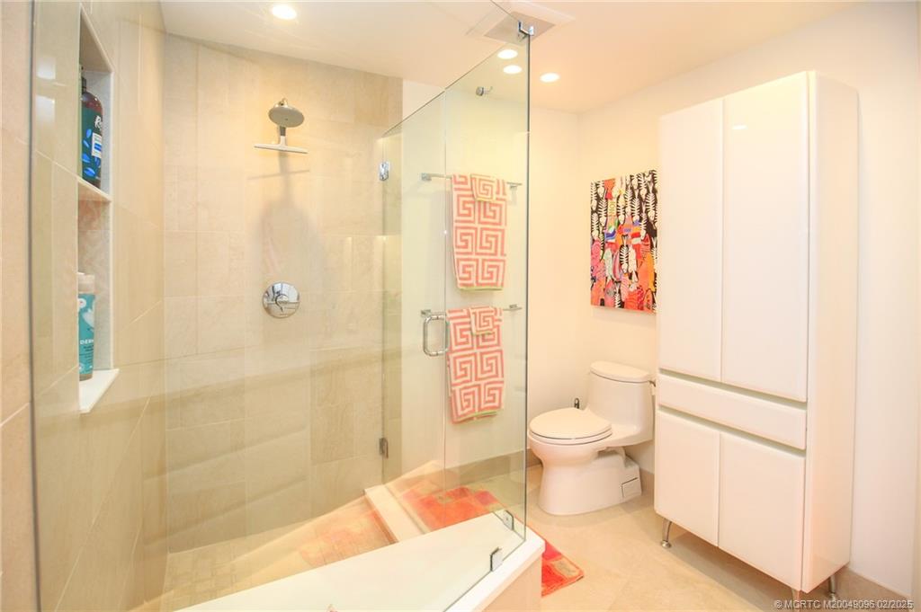 Stuart, Florida 34996, United States, 2 Bedrooms Bedrooms, ,2 BathroomsBathrooms,Residential,Active,5371