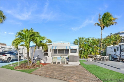 Mobile Home For Sale - 10701 S Ocean Drive #760<br/> Jensen Beach, FL 34957