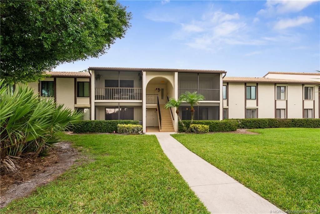 Photo of 1635 SW Silver Pine Way #B1, Palm City, FL 34990 (MLS # M20055908)
