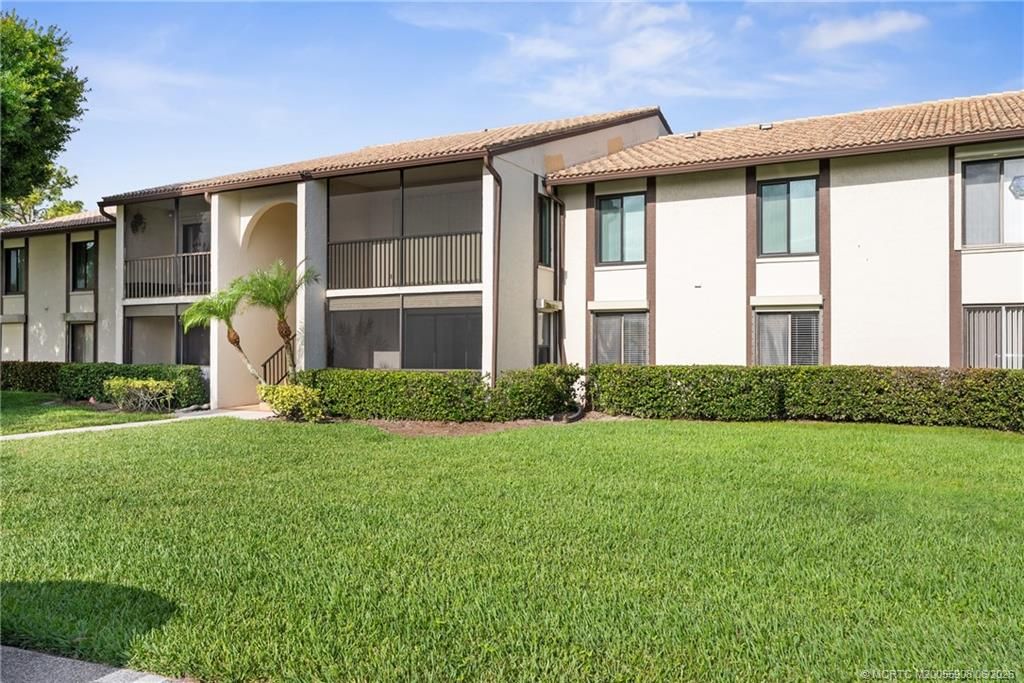 Photo of 1635 SW Silver Pine Way #B1, Palm City, FL 34990 (MLS # M20055908)