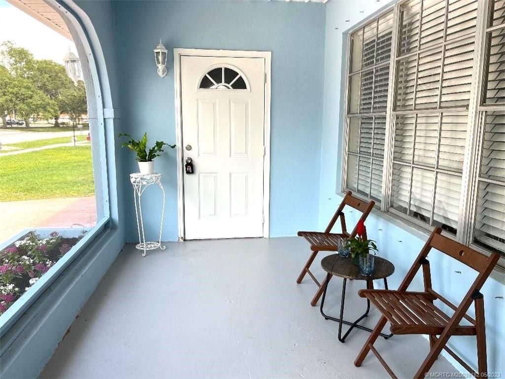 Photo of 190 Eaton Divide, Port Saint Lucie, FL 34952 (MLS # M20039182)