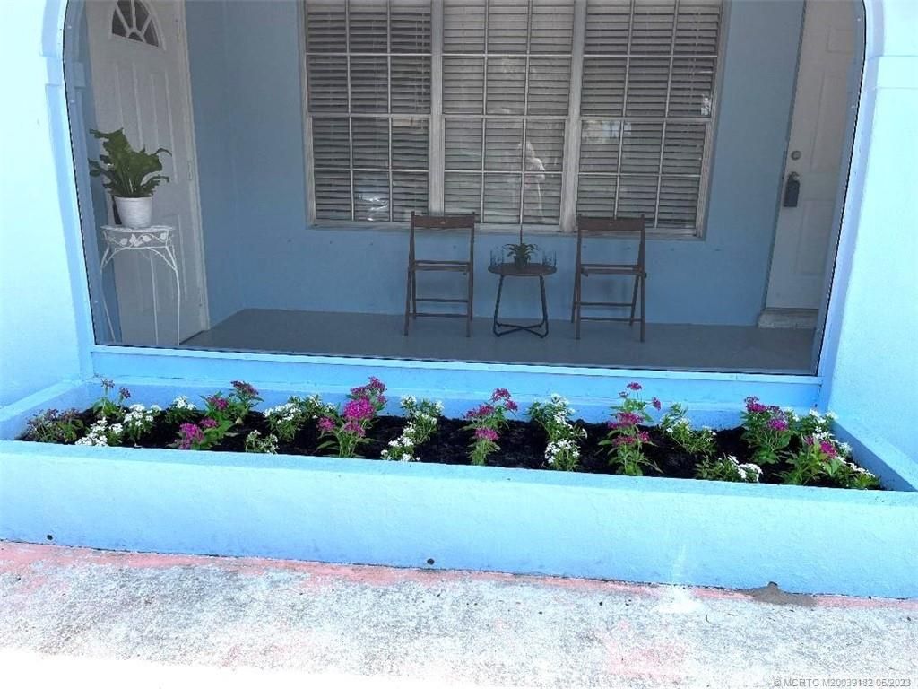 Photo of 190 Eaton Divide, Port Saint Lucie, FL 34952 (MLS # M20039182)