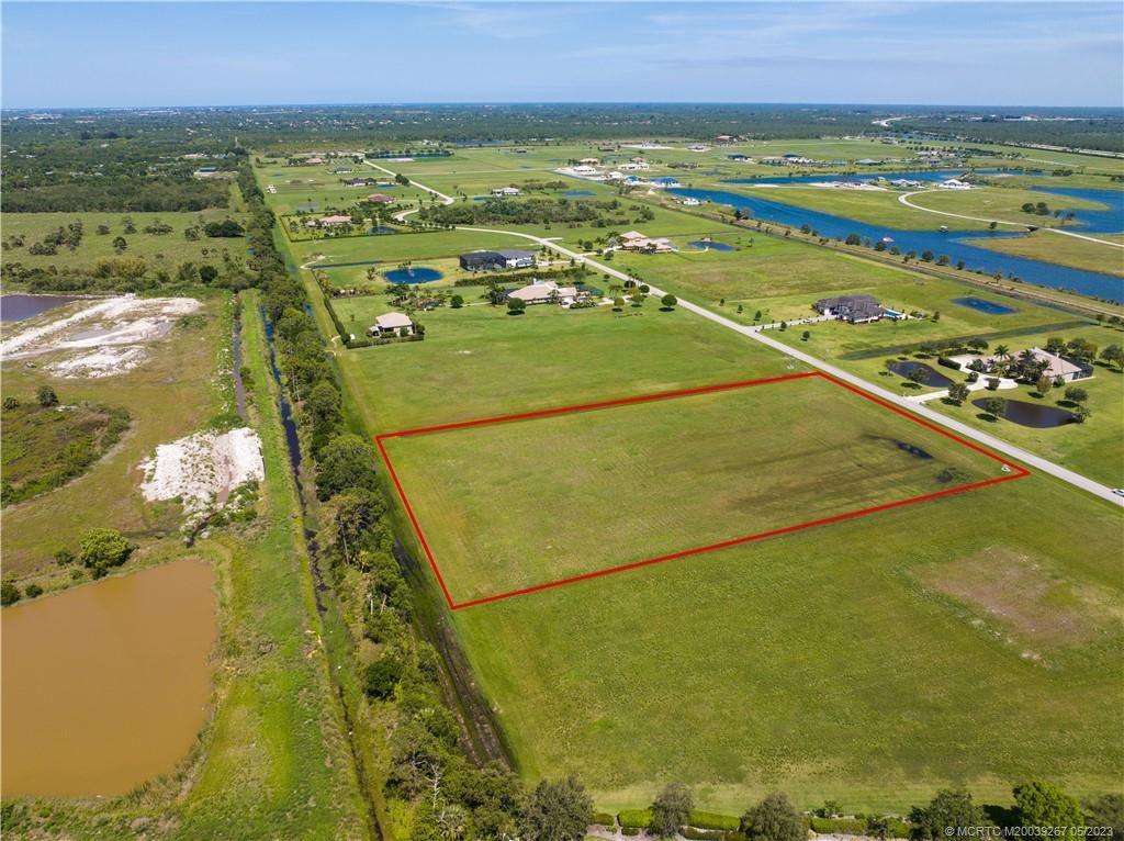 Photo of 4585 SW Stoneybrook Way, Palm City, FL 34990 (MLS # M20039267)