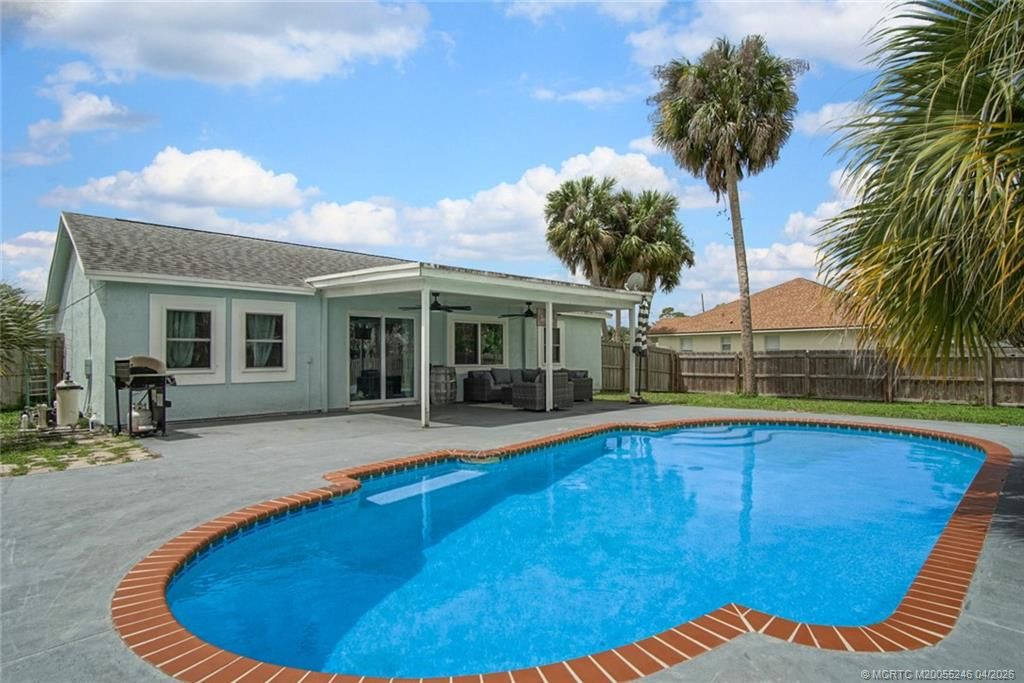 Photo of 1631 SW La Gorce Avenue, Port Saint Lucie, FL 34953 (MLS # M20055246)