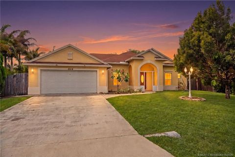 Photo of 2516 SW Abelard Street, Port Saint Lucie, FL 34953 (MLS # M20055364)