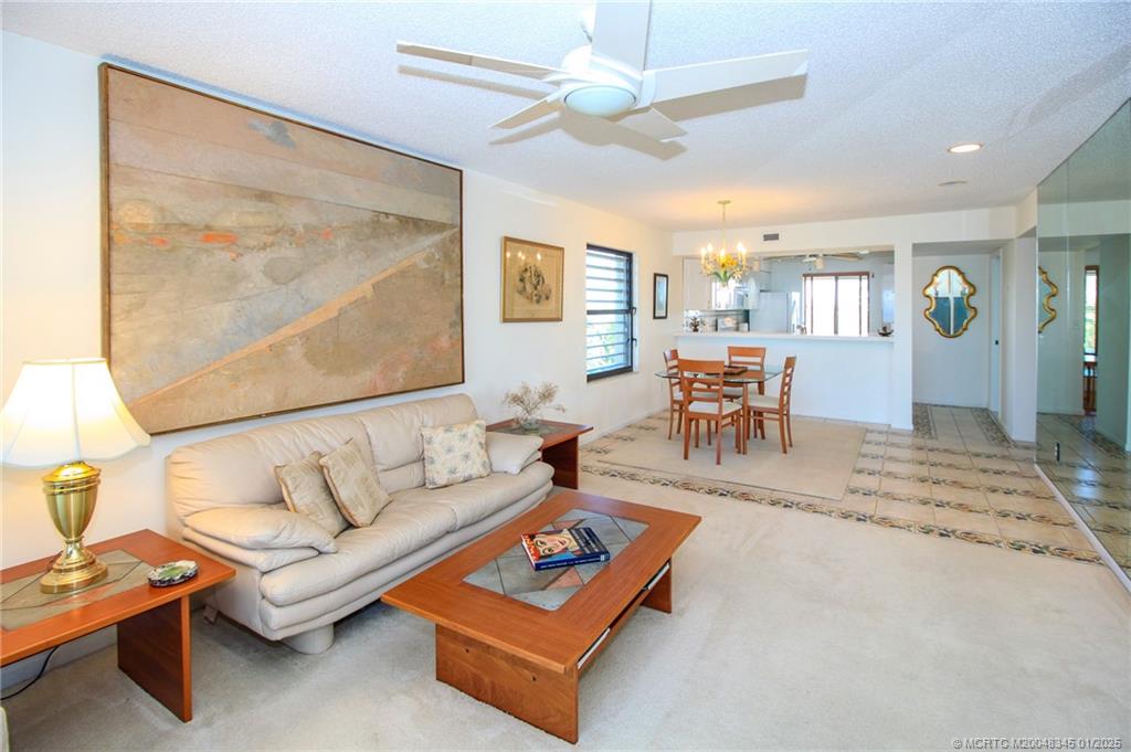 Stuart, Florida 34996, United States, 2 Bedrooms Bedrooms, ,2 BathroomsBathrooms,Residential,Active,21843