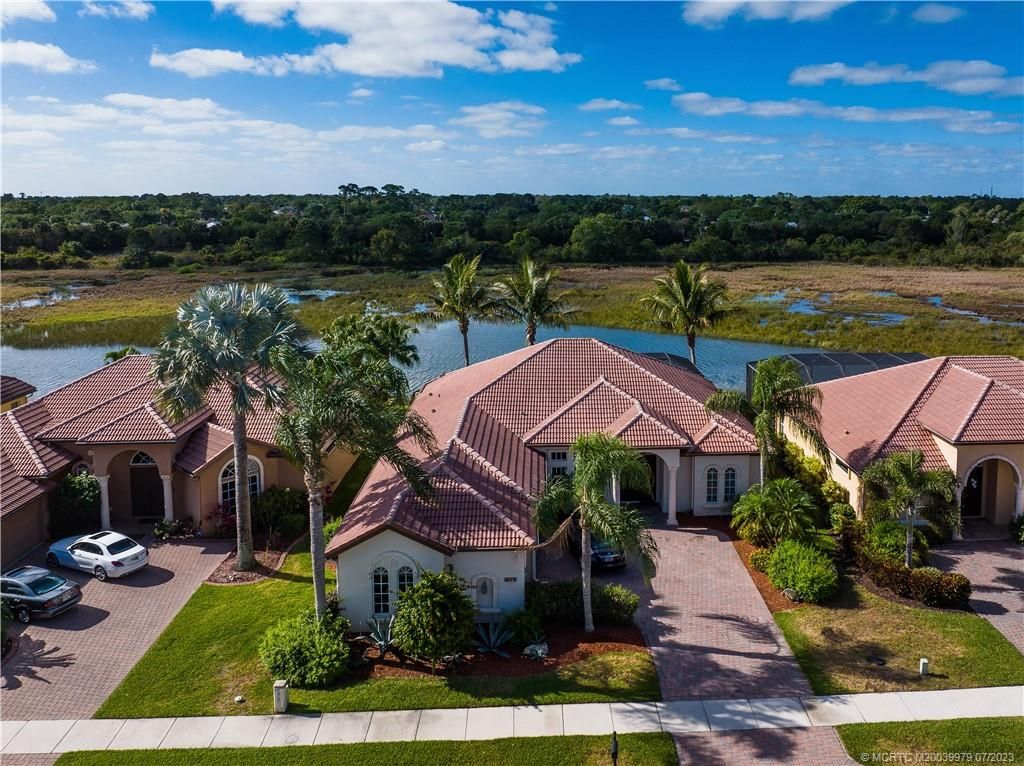 Photo of 927 SW Grand Reserves Boulevard, Port Saint Lucie, FL 34986 (MLS # M20039979)