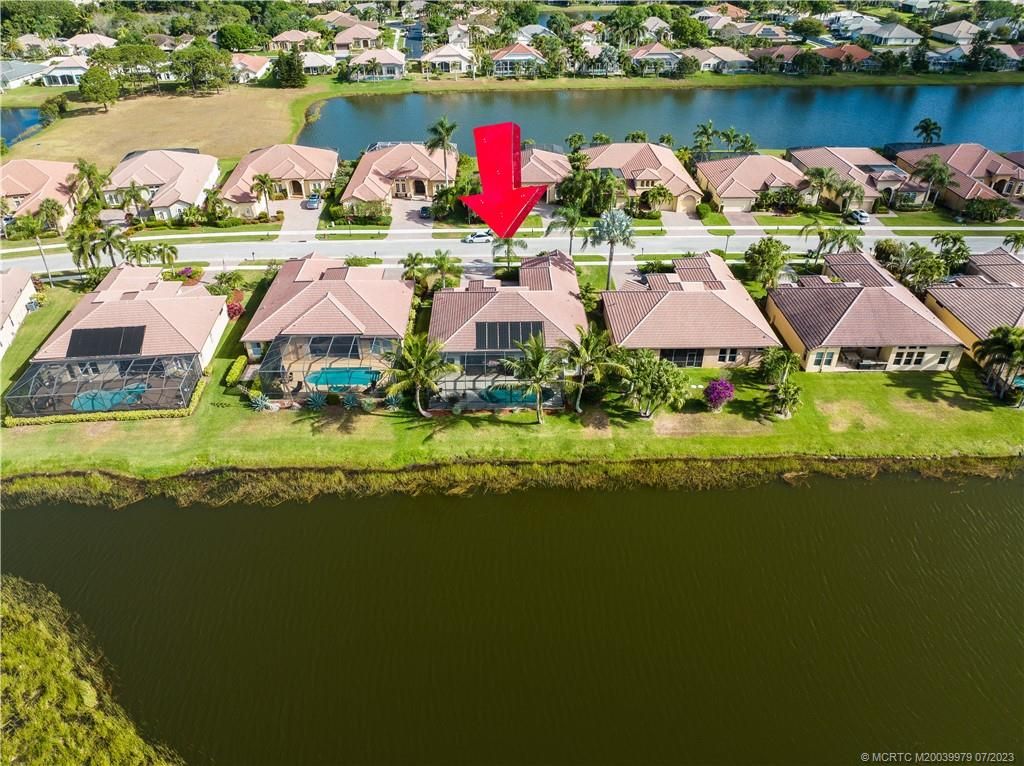Photo of 927 SW Grand Reserves Boulevard, Port Saint Lucie, FL 34986 (MLS # M20039979)