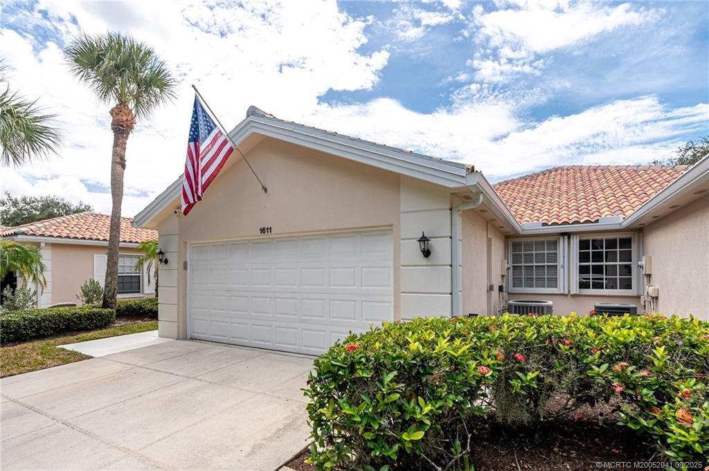 Photo of 1611 SW Shady Lake Terrace, Palm City, FL 34990 (MLS # M20052041)