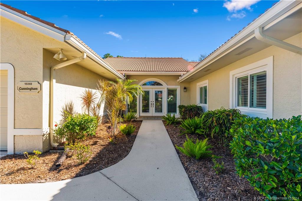 1590 NW Sweet Bay Circle