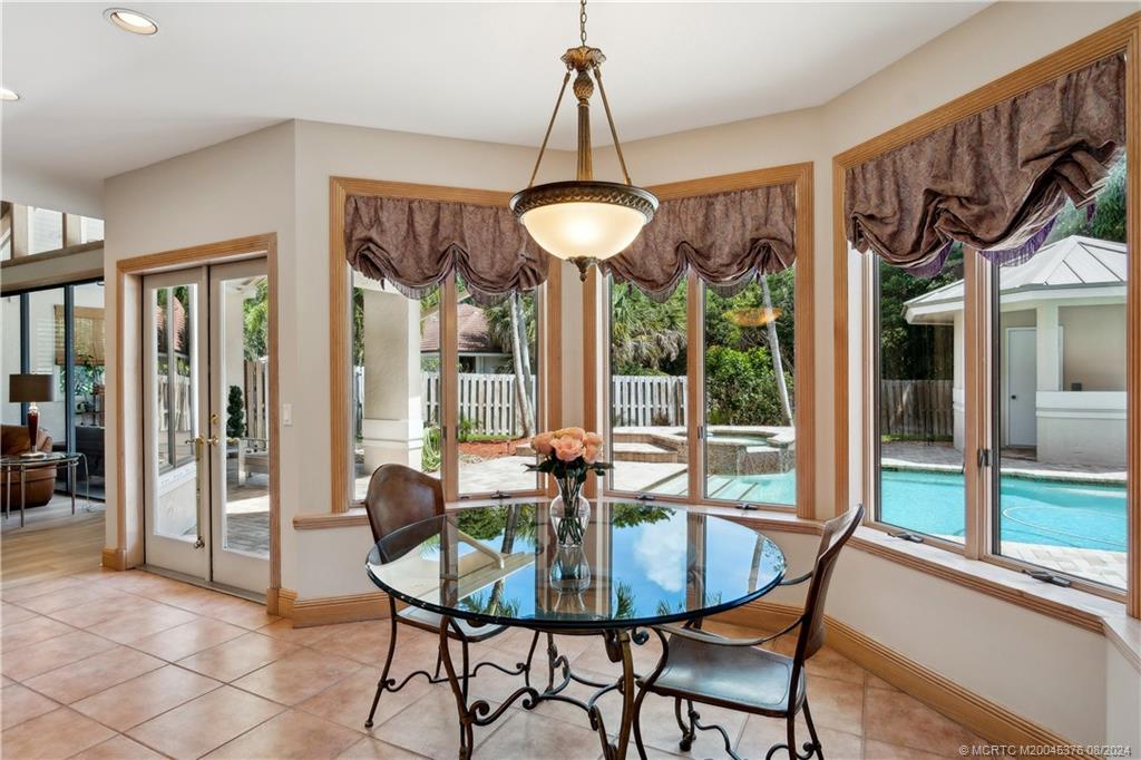 Stuart, Florida 34996, United States, 5 Bedrooms Bedrooms, ,5 BathroomsBathrooms,Residential,Pending,55466