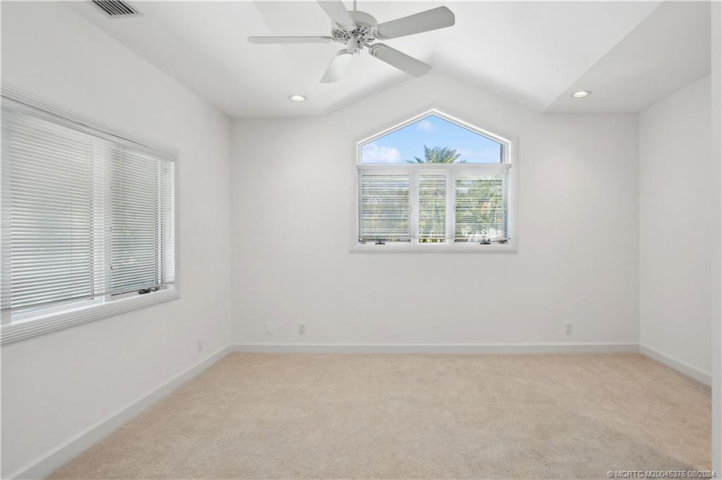 Stuart, Florida 34996, United States, 5 Bedrooms Bedrooms, ,5 BathroomsBathrooms,Residential,Pending,55466